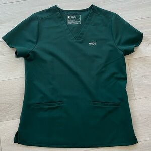 Figs Scrub Top - British Racing Green - 3 Pocket